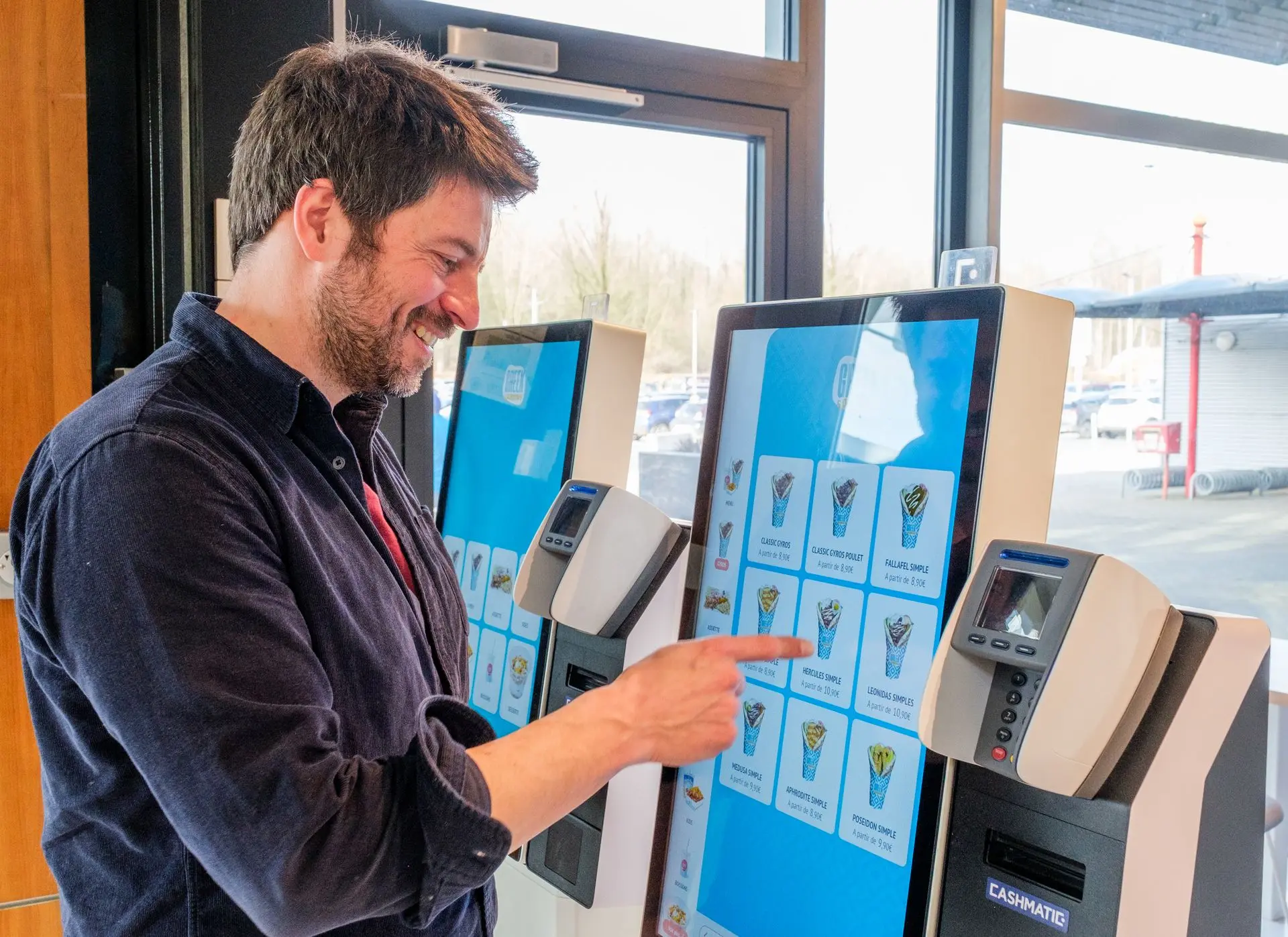 URBANPOS - Onze showroom en ons team in demonstratie